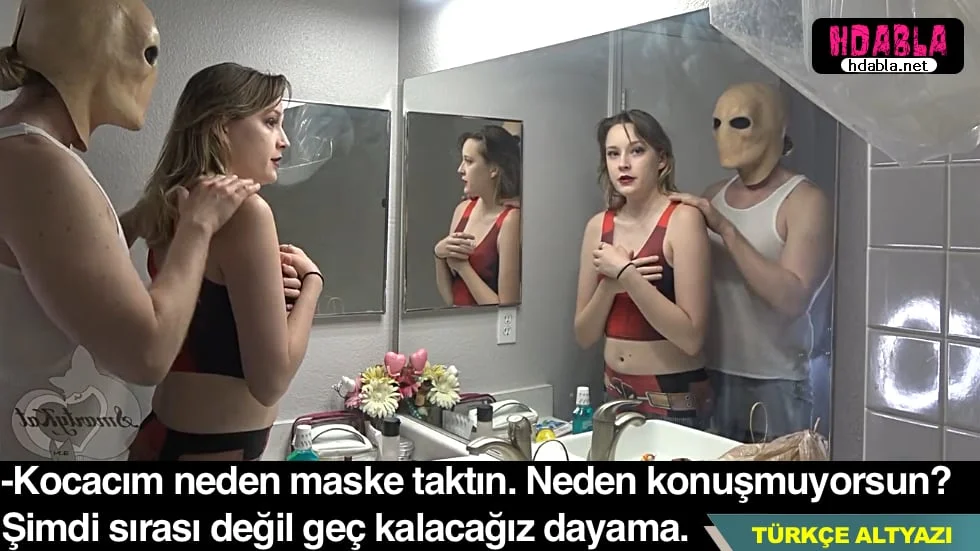 Üvey kızım, benim isteğim üzerine sıra dışı bir performans sergiledi.